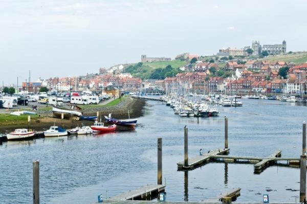 Watermark Apartments Whitby Buitenkant foto